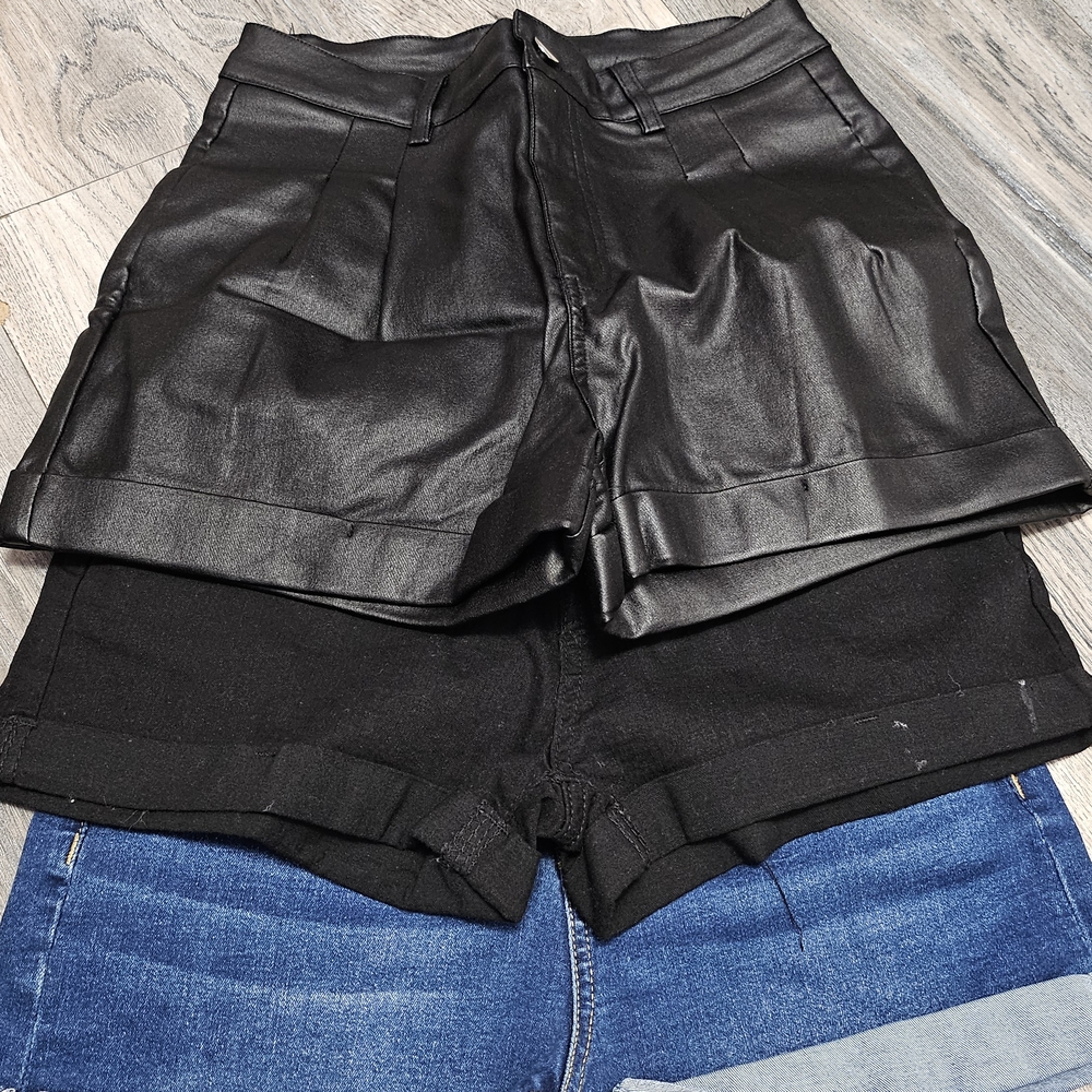 SHEIN Black Faux Leather High Waist Shorts